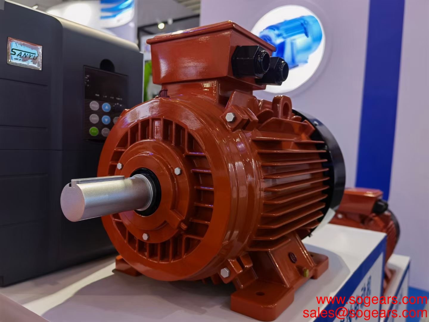 Reducer Gearbox High Precision High Ratio Small Reduction Gearbox For Milling Machine