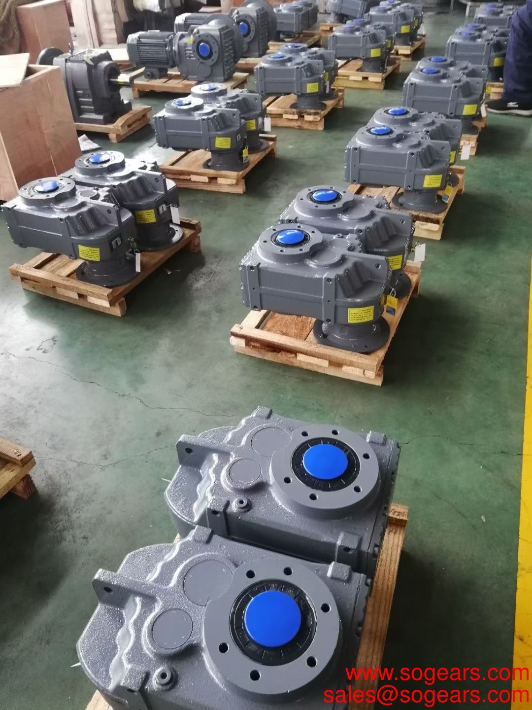 NB180 Low Noise Helical Planetary Gear box Mechanical Reducer AB180 High Precision Servo Motor Gearbox