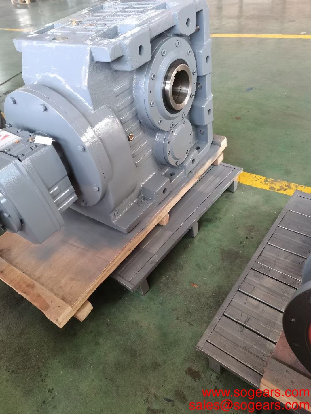 NB180 Low Noise Helical Planetary Gear box Mechanical Reducer AB180 High Precision Servo Motor Gearbox