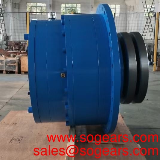 TRC series helical gearbox speed reducer electric motor helical gearbox reduction gear motor