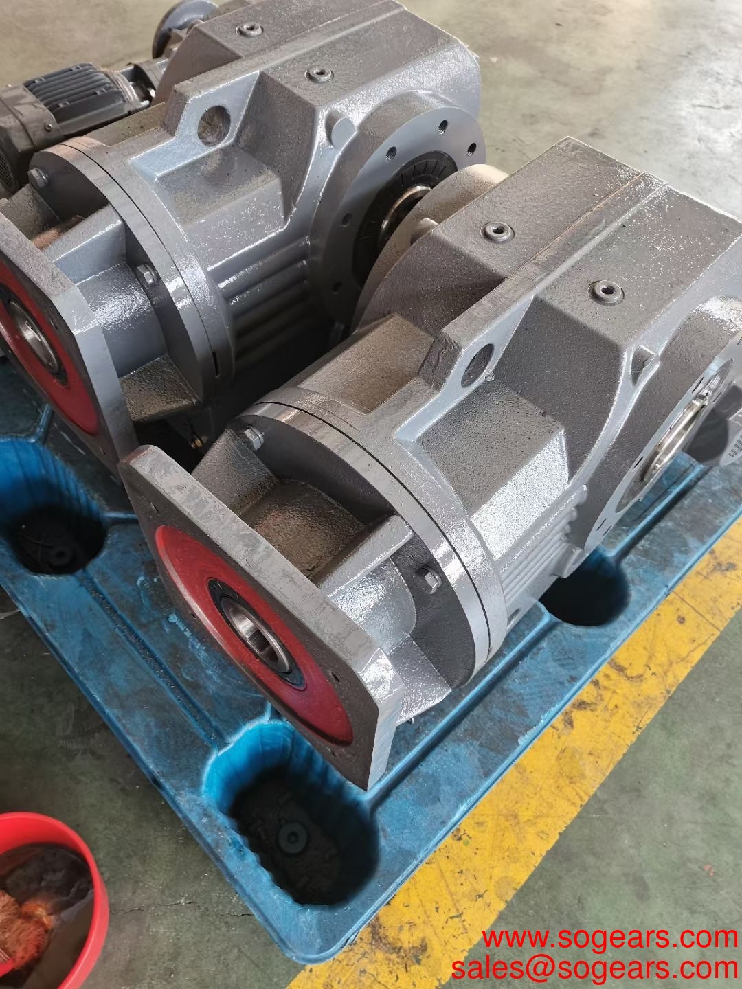 S series solid shaft helical worm gearbox tractor pto multiplier gearbox 11kw gearbox marine