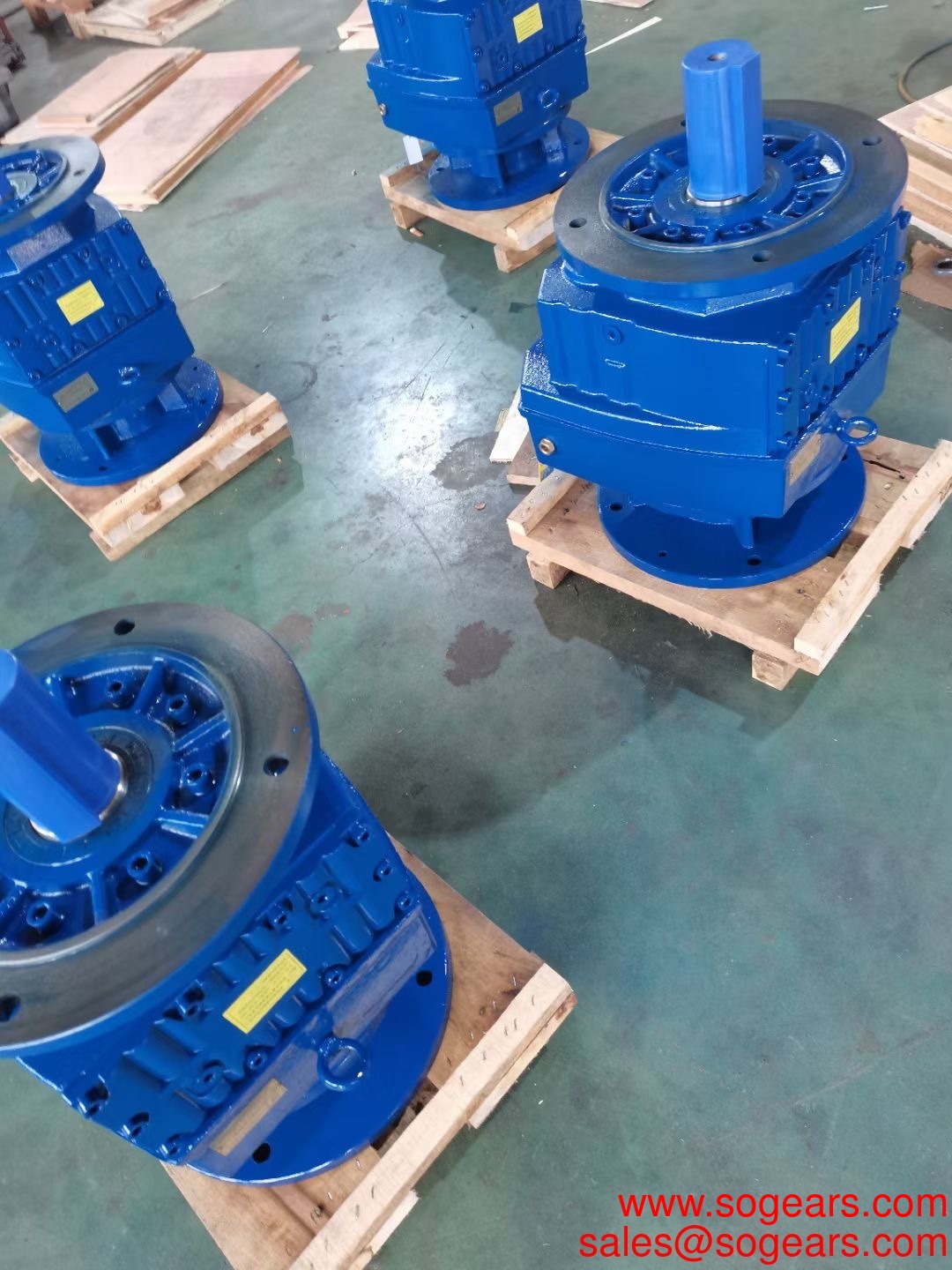 Planetary Gear Reducer Helical High Precision VRL Gearbox Manufacturer helical gearbox 30 rpm ac gear motor