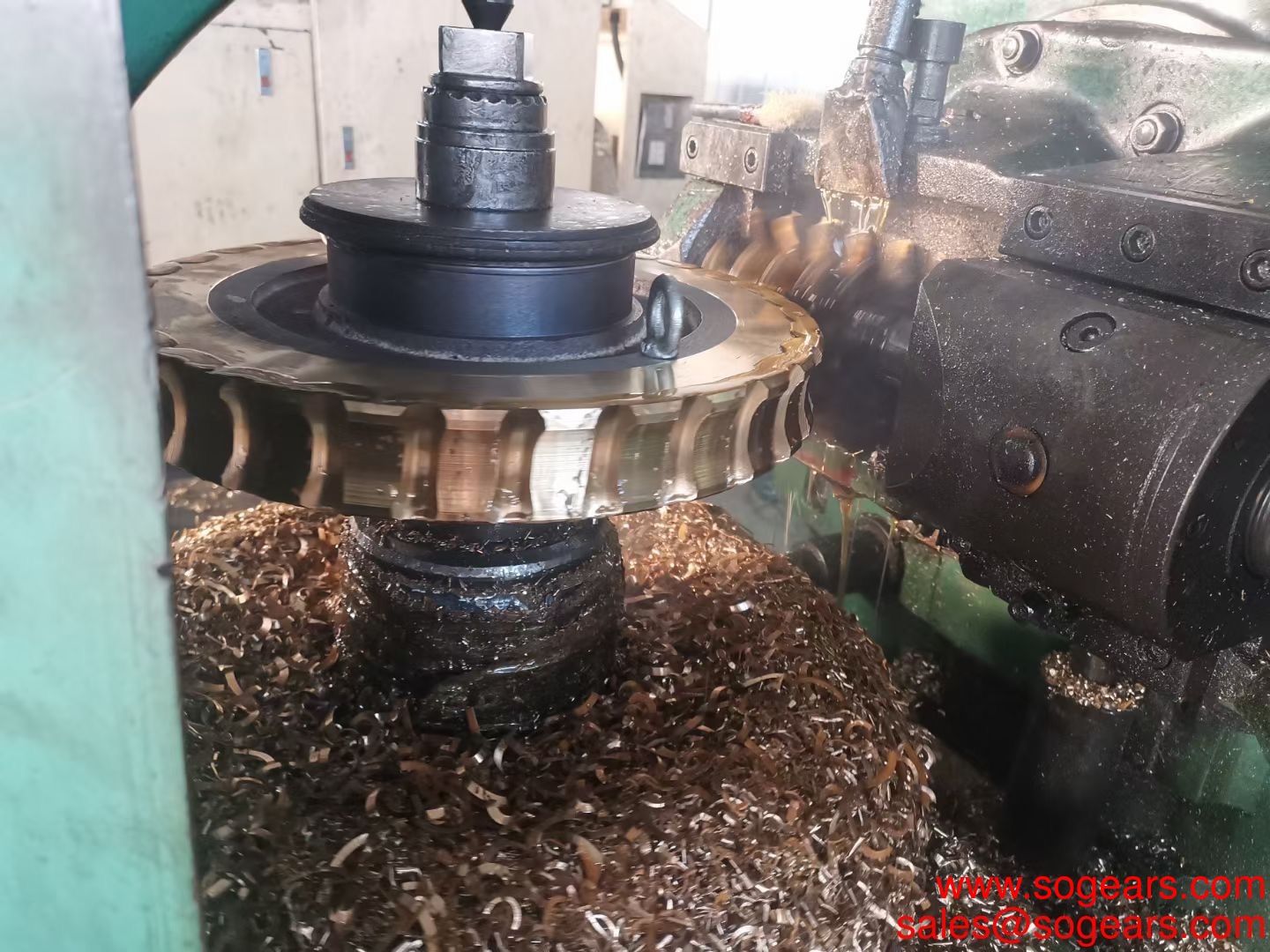 Gearbox Gear Reducer with Electric Motor Parallel Reducer Concrete Mixer speed reduce